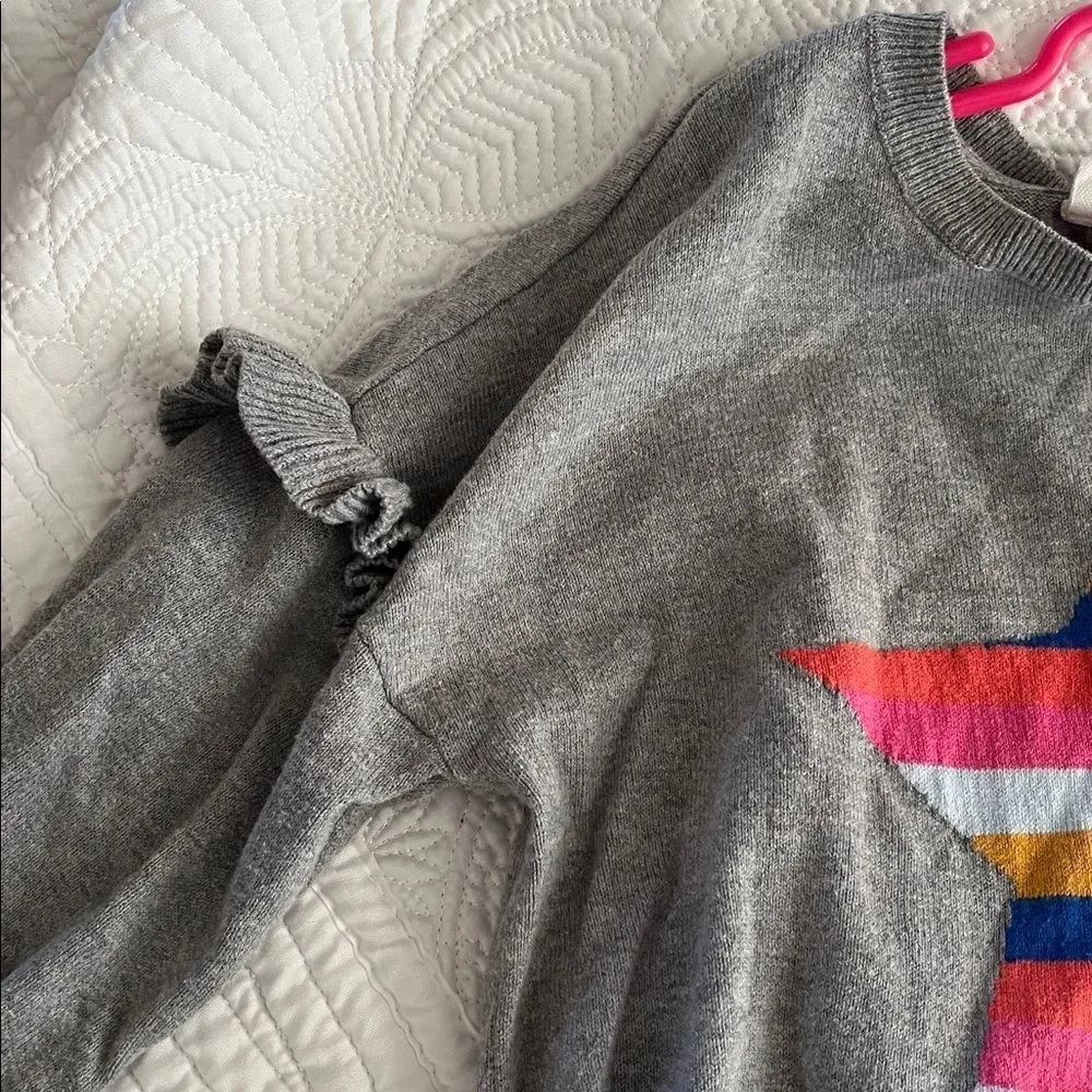 GAP Gray Sweater with Colorful Star